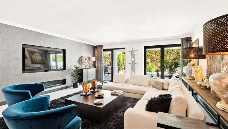 Foto 6246fbfa-4993-4c75-9d39-2393e904657a. Xalet amb xemeneia piscina a Aloha Marbella