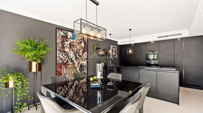 Foto b2abdb88-38f3-4bf7-b421-85c899f8ce92. Xalet amb xemeneia piscina a Aloha Marbella