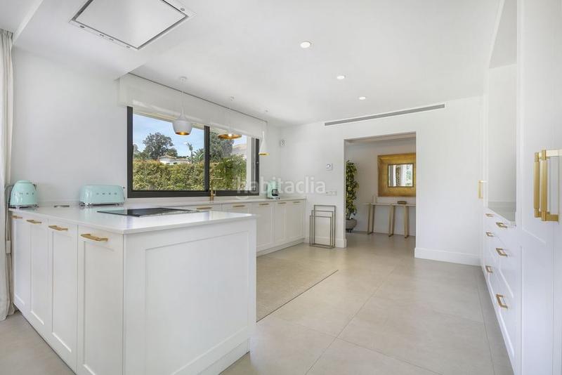 Foto 2356ebdd-235e-42e8-b5a5-56d27a741b4d. Chalet villa-chalet en Guadalmina Alta en Guadalmina Alta Marbella