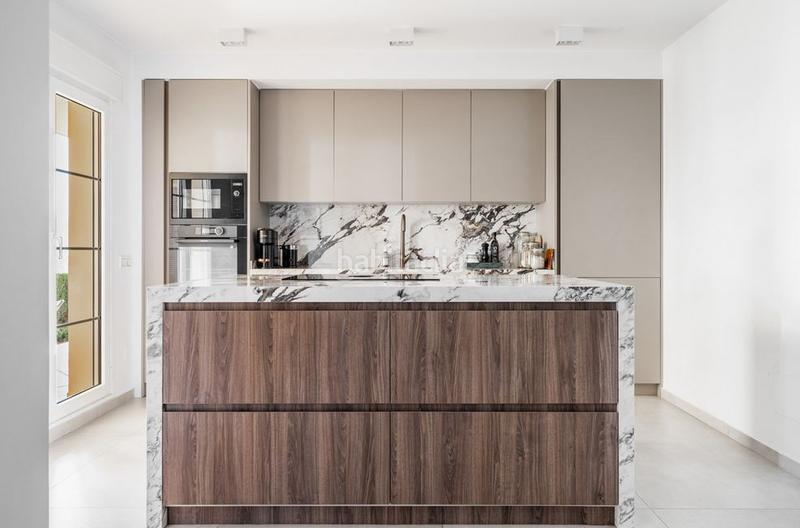 Foto 4a354705-08dd-4952-aeb1-f13d6ef89a88. Apartamento  planta baja nueva andalucia en Marbella