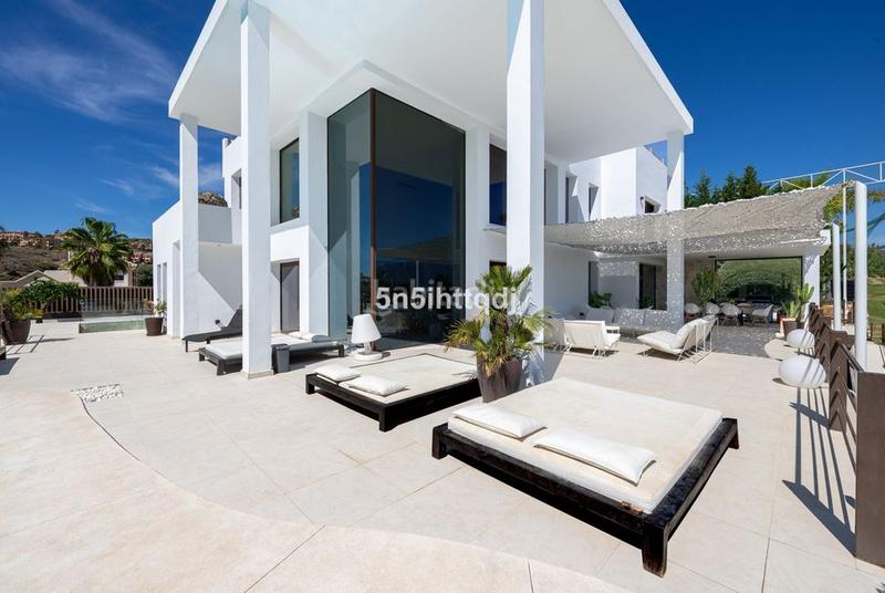 Foto 9a7c4dd8-0c11-433e-a3d6-44c052d28da0. Chalet bonito chalet en benahavis en Benahavís pueblo Benahavís