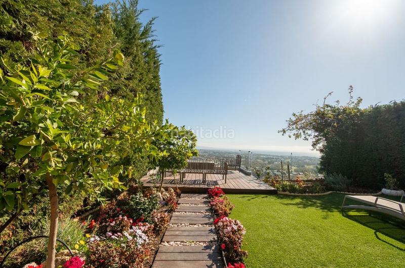 Foto 2eecb321-ac58-4298-8a71-e0554bf0229e. Casa bifamiliare con camino piscina in Benahavís pueblo Benahavís