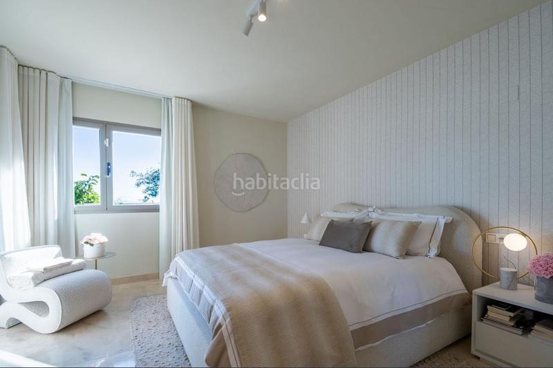 Foto 4f208228-c2ba-415f-be15-085766fdf98e. Casa bifamiliare con camino piscina in Benahavís pueblo Benahavís