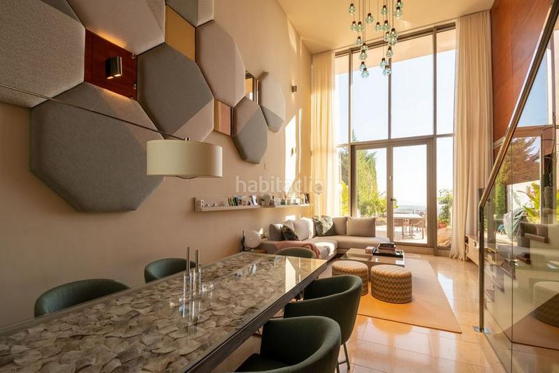 Foto 82af93be-ec6d-45eb-9124-9e32b5216699. Casa bifamiliare con camino piscina in Benahavís pueblo Benahavís