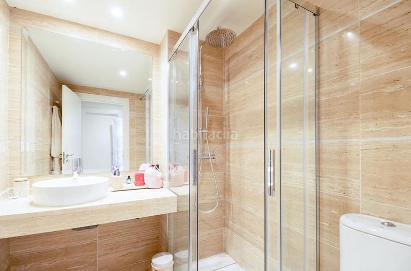 Foto fe32f4ff-a9f1-4e87-8fcf-afb6fa31549d. Casa bifamiliare con camino piscina in Benahavís pueblo Benahavís