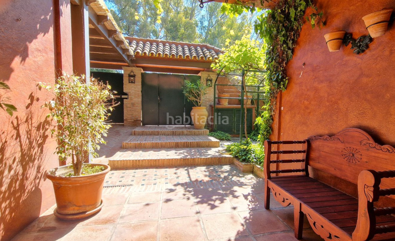 Foto 1c398ae2-4fb7-469d-9ee0-3b2a27d1d551. Xalet amb aparcament piscina a Los Naranjos Marbella