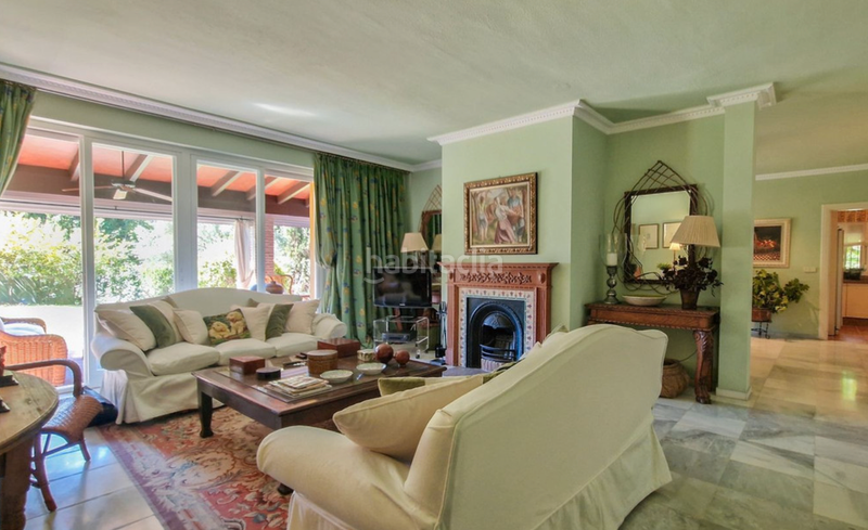 Foto 1fda0ae0-db8e-44e0-b18e-ea11fa5f8e1f. Xalet amb aparcament piscina a Los Naranjos Marbella