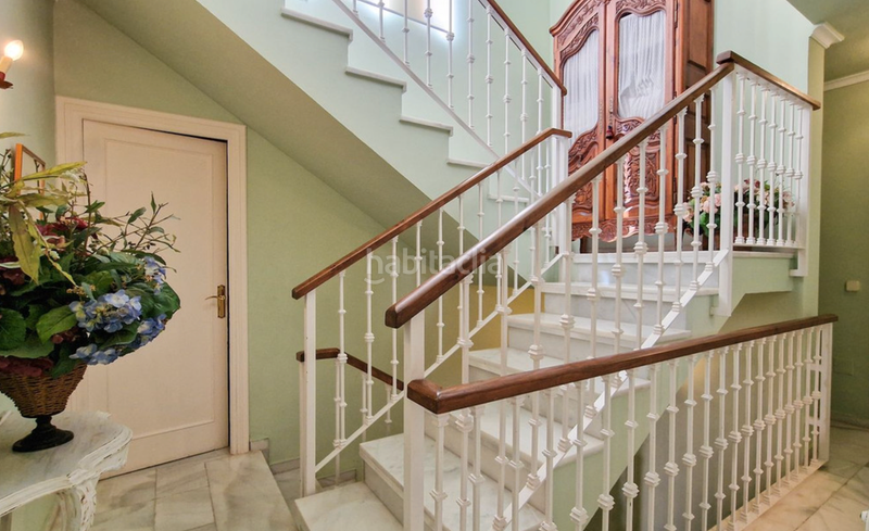 Foto 3d65ff02-c74a-40a9-a27c-000736f667e0. Xalet amb aparcament piscina a Los Naranjos Marbella