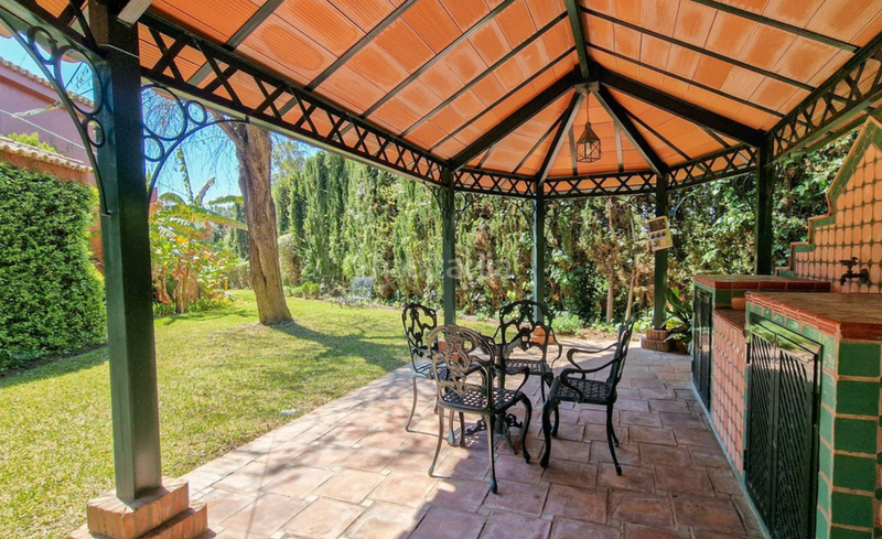 Foto 6db67791-0e91-4f04-9057-b671aa252f8f. Xalet amb aparcament piscina a Los Naranjos Marbella