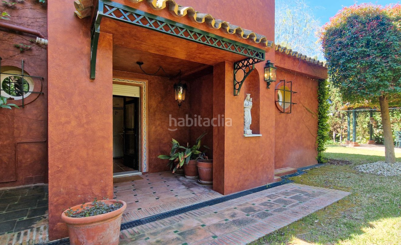 Foto 70ce713b-3705-4480-babd-92e777b8d408. Xalet amb aparcament piscina a Los Naranjos Marbella