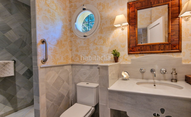 Foto b610c9a5-fda3-4e39-a378-83c9e29e3213. Xalet amb aparcament piscina a Los Naranjos Marbella