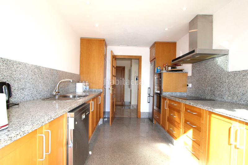 Foto 0736b1c1-b9aa-4bd9-8a07-52449b8190d6. Towny house in calle sand 52 in Santa Clara Marbella