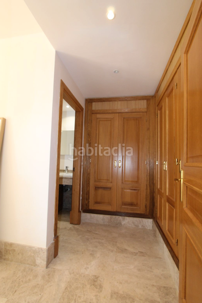 Foto 113c2659-7b43-41a4-b09f-f8c282cccd7a. Towny house in calle sand 52 in Santa Clara Marbella