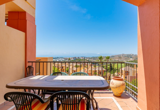 Appartement à Calle del monte 100. Vistas al mar desde los arqueros, benahavis