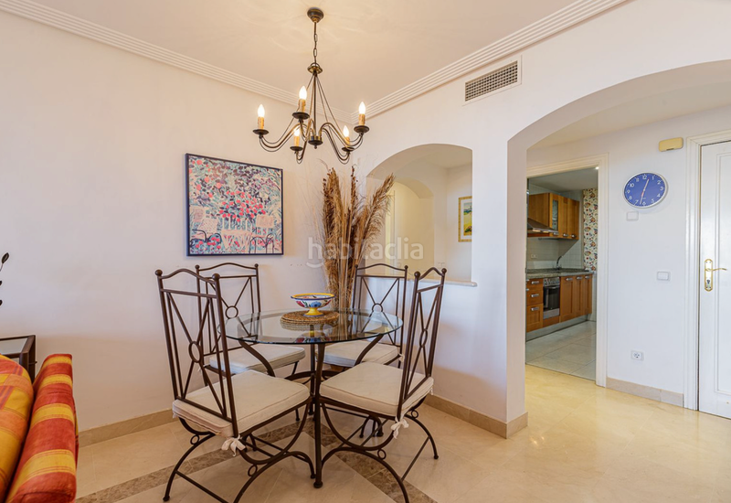 Foto d16b8ac6-df1e-4a3b-8b57-2fc82c7b7e7c. Piccolo appartamento in calle del monte 100 in los arqueros - puerto del almendro Benahavís