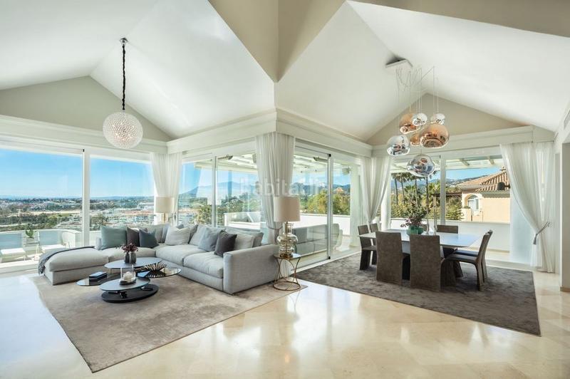 Foto 42c7a75f-80b0-4388-b424-d73523c0550b. Chalet in Puerto Banús Marbella