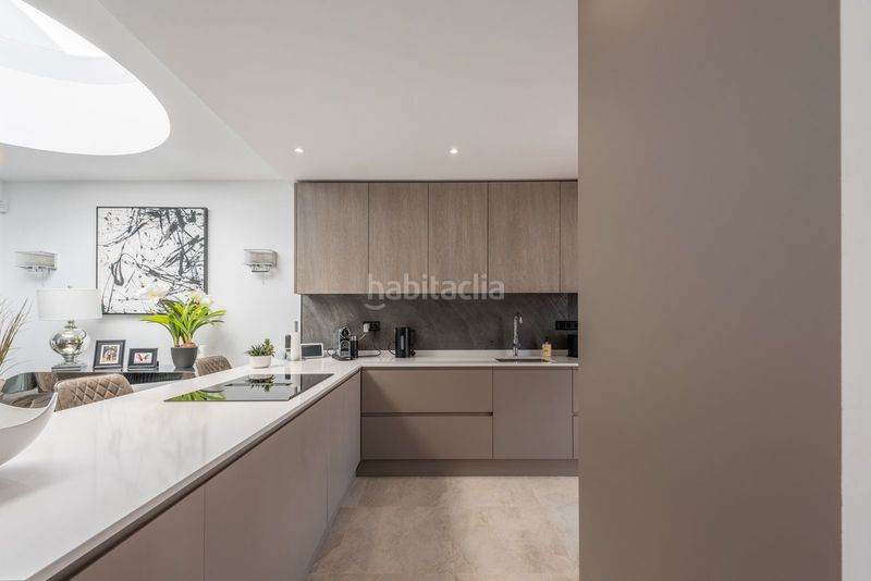 Foto 099dbd0a-eaa4-4d37-aca3-7182073f2ce1. Casa adossada a Aloha Marbella