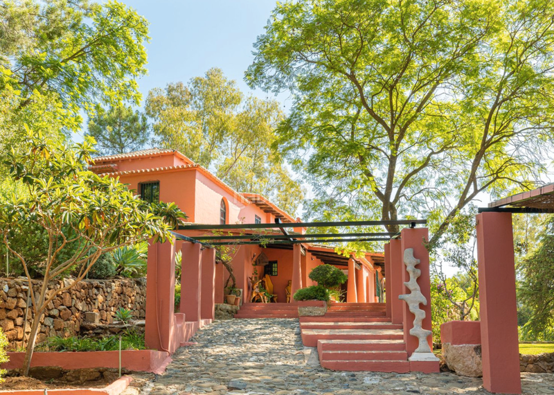 Foto a6d7f811-34bc-4660-940e-7cafe473ae32. Chalet in avenida la moraleda 5 in Benahavís pueblo Benahavís