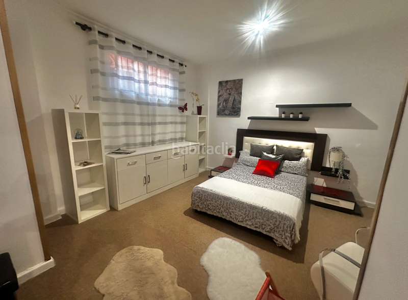 Foto 5bd99337-6486-44bf-a6a5-7dc1a2cbd96c. Semi detached house in calle sand 52 in Santa Clara Marbella