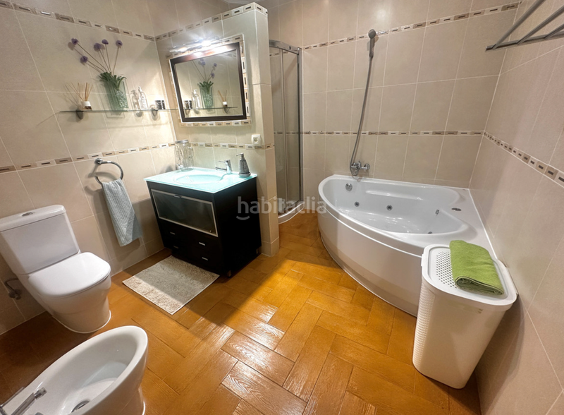 Foto c478ff97-0ffb-4df1-ac63-829c11897735. Semi detached house in calle sand 52 in Santa Clara Marbella