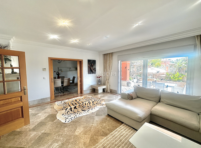 Foto d526c1d6-71c5-430e-83a9-29503a49af49. Semi detached house in calle sand 52 in Santa Clara Marbella