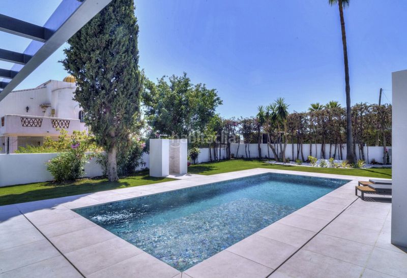 Foto 37450947-0b66-467e-b57f-40c124a8f919. Chalet en paseo del perú 35 increible villa totalmente renovada en Elviria en Marbella
