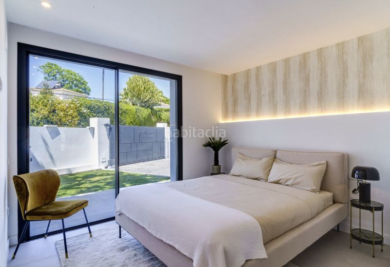 Foto 7a1b9337-017d-4518-a29e-1d378408d294. Chalet en paseo del perú 35 increible villa totalmente renovada en Elviria en Marbella