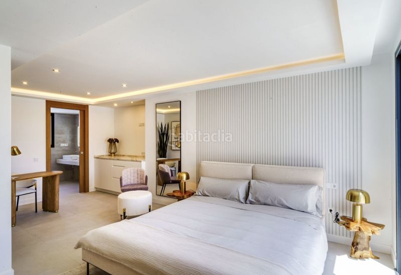 Foto 7f9c1f64-2e36-4d64-afd1-72a9306114b5. Chalet en paseo del perú 35 increible villa totalmente renovada en Elviria en Marbella