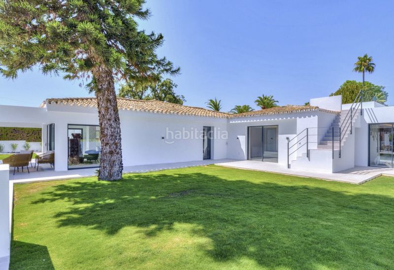 Foto 9b0e9546-cf42-4e16-894b-aa368f031f4a. Chalet en paseo del perú 35 increible villa totalmente renovada en Elviria en Marbella