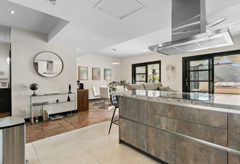 Foto 4e8d31c7-78ef-4f52-8ff2-a66743e0a1f5. Reihenhaus in lugar el casar 34 in Benahavís pueblo Benahavís