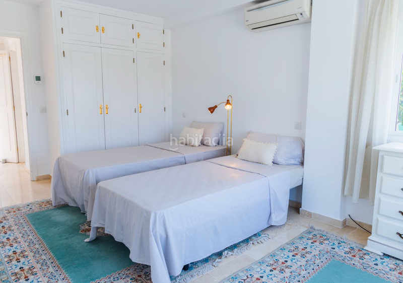 Foto 06debf03-3bc0-4cbf-a095-f4753305255c. Reihenhaus in avenida de la gardenia 190p in Paraiso - Barronal Estepona