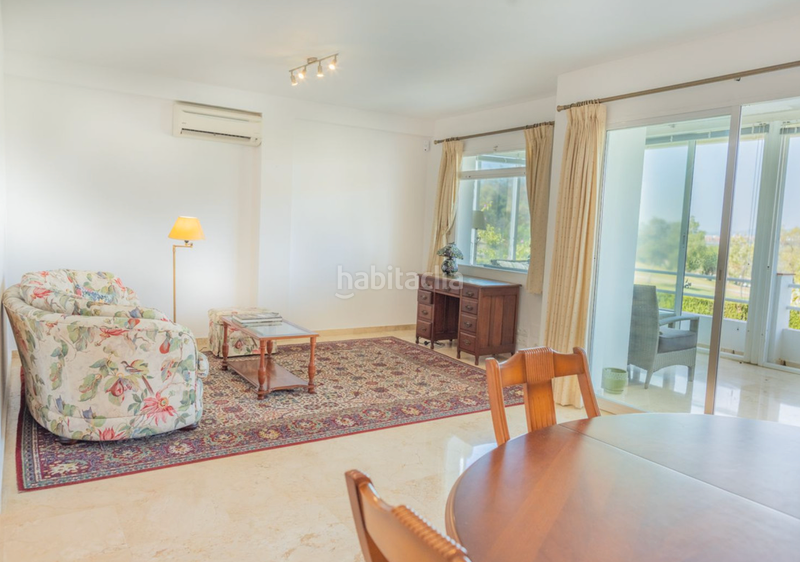 Foto 966a5204-4a97-4ef6-aeff-b2b7c47b67bd. Reihenhaus in avenida de la gardenia 190p in Paraiso - Barronal Estepona