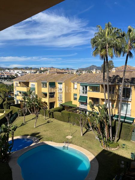 Foto 01ae6adf-02a8-4f7c-aecb-452aa7e55c56. Miete etagenwohnung in avenida de los andaluces 55 in Estepona