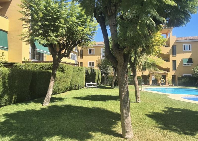 Foto a6b0ccc3-106f-4fe3-90de-2cecb4e04ec4. Miete etagenwohnung in avenida de los andaluces 55 in Estepona