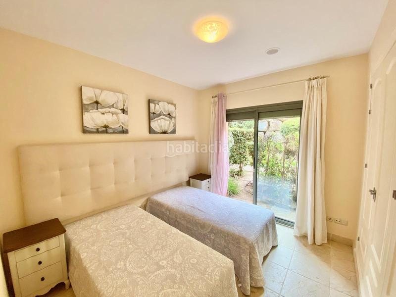 Foto 7fb9276f-a16d-47cd-ab19-ba1d38622b41. Location appartement dans calle pico alcazaba 21 dans Estepona