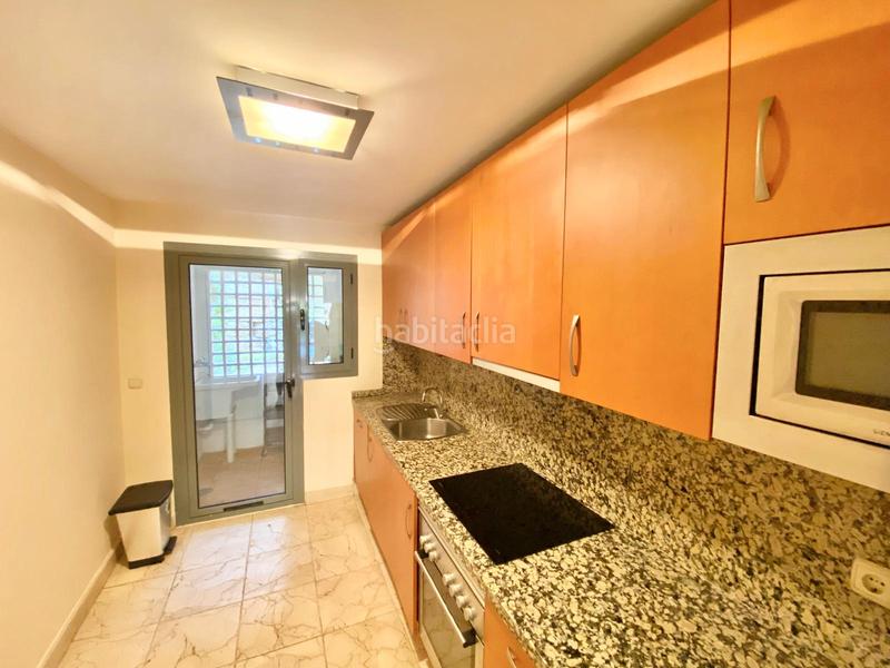 Foto 90450c87-21fe-48a1-8be4-efd824273de7. Location appartement dans calle pico alcazaba 21 dans Estepona