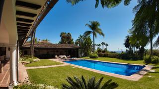 Lloguer Xalet a Lomas de Marbella Club. Impresionante chalet en puente romano