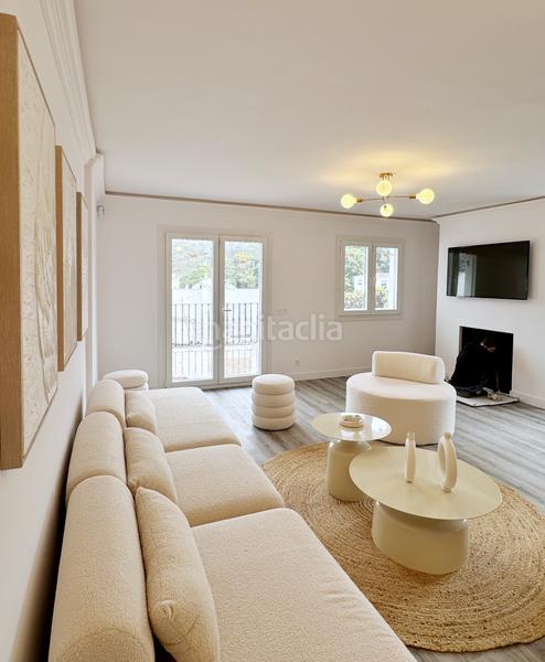 Foto 253a4668-bef4-41f7-9c24-904a1a8b7063. Dúplex en calle montemayor 11 precioso duplex en el corazon de benahavis en Benahavís