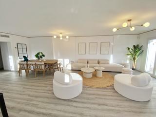 Dúplex a Calle montemayor 11. Precioso duplex en el corazon de benahavis