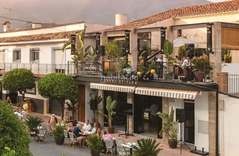 Foto 642ebdc4-efb8-4ec7-bf6e-6b960c918c9c. Dúplex en calle montemayor 11 precioso duplex en el corazon de benahavis en Benahavís