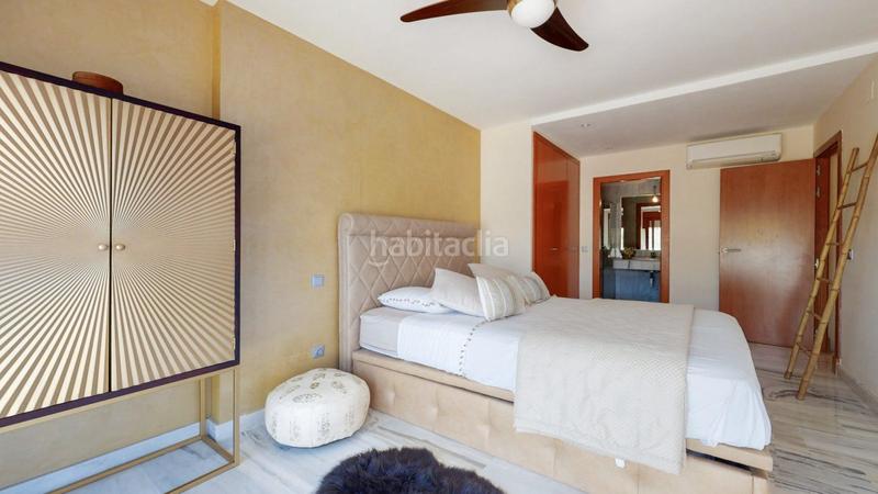 Foto ee56c136-85f1-4a11-a477-42ceadc66e84. Alquiler dúplex fabuloso apartamento duplex en alquiler en Benahavís