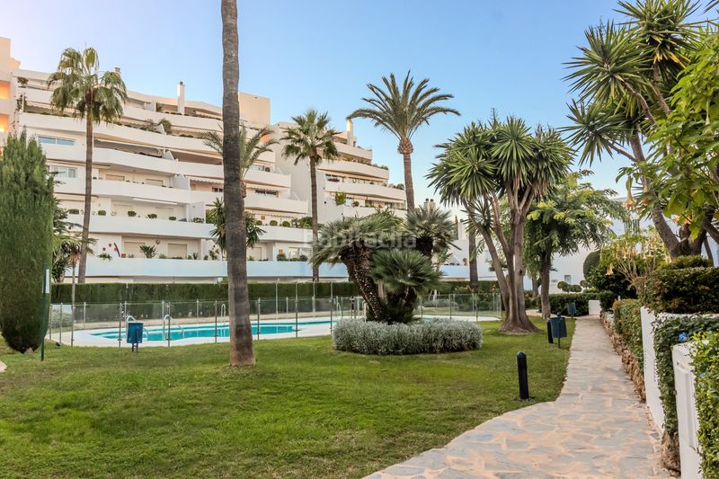 Foto 072c68e7-1fb7-4472-8fa6-a51e65eaf264. Apartament amb piscina a Nueva Andalucía centro Marbella