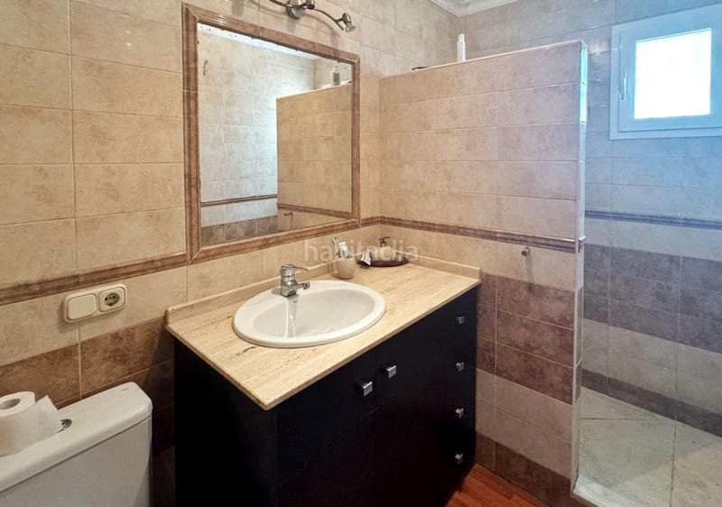 Foto 512dbcc8-fd87-45d3-8175-ddb84e0947c4. Maison jumelée dans calle cuartel 57 dans Manilva pueblo Manilva