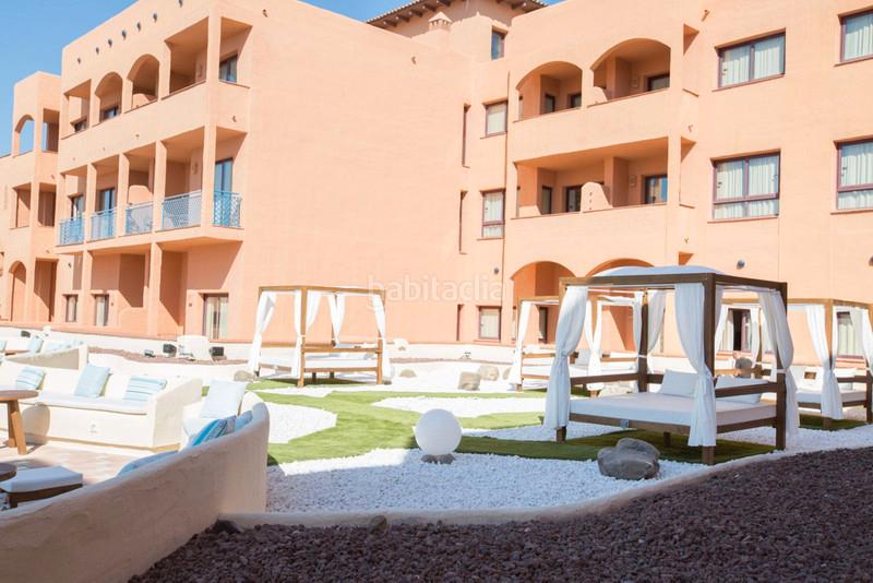 Foto 97e33294-6127-4589-8c46-cd300ab313e5. Estudi amb aparcament piscina a Bel - Air Estepona