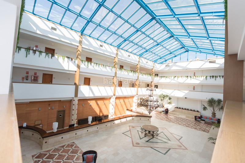 Foto ab595e8c-8401-4e4c-867a-1ddab19a777f. Estudi amb aparcament piscina a Bel - Air Estepona