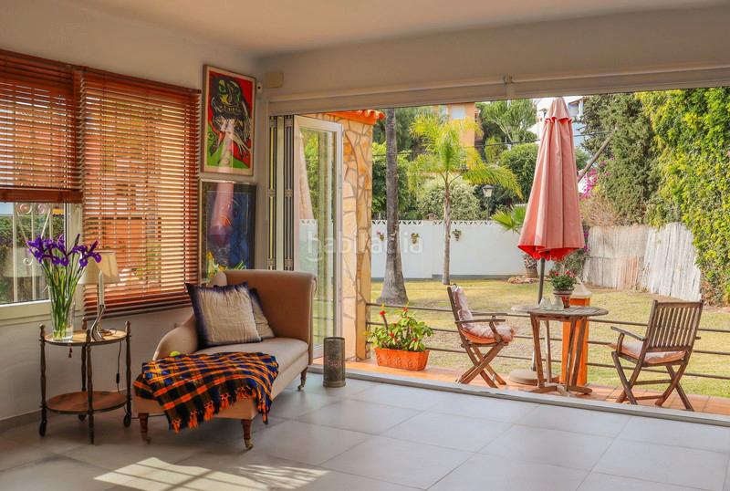 Foto 6a16d8c2-5612-4917-bc99-4ac00fda3105. Chalet villa en nueva andalucía: ideal para renovación y revalorización, a 5 minutos de puerto banús. en Marbella