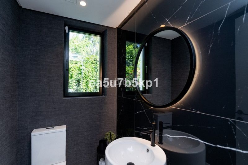 Foto e70536eb-41c8-4c55-bb7f-e0fa1b961812. Chalet villa chalet de lujo exclusiva con vistas panorámicas en el corazón del valle del golf, nueva andalucía. en Marbella