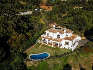 Xalet  Calle benahavis. Villa exclusiva con vistas panorámicas en monte mayor: lujo, pri