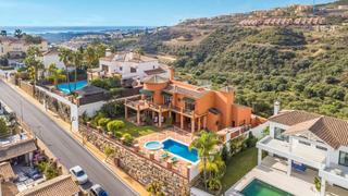 Xalet  Calle benahavis. Villa andaluza de lujo en la alquería, benahavís: exclusividad,