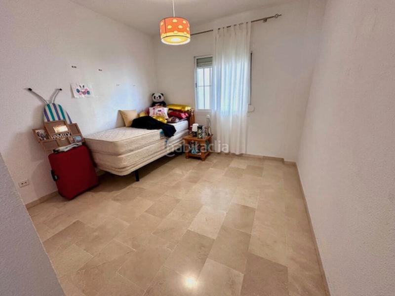 Foto bac4ec9e-965f-4a1c-8e21-d1b44fbfb615. Pis a calle quintana 5 a Paraiso - Barronal Estepona